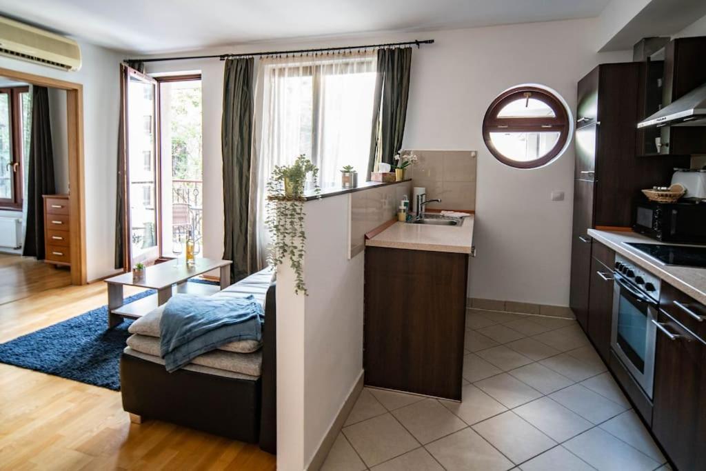 Free Parking! Soho Budapest 304, 4 Ppl, Ac, Fast Wifi, Smart Tv Экстерьер фото