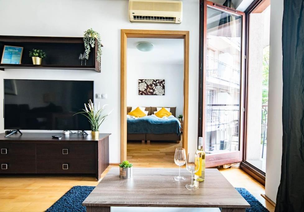 Free Parking! Soho Budapest 304, 4 Ppl, Ac, Fast Wifi, Smart Tv Экстерьер фото