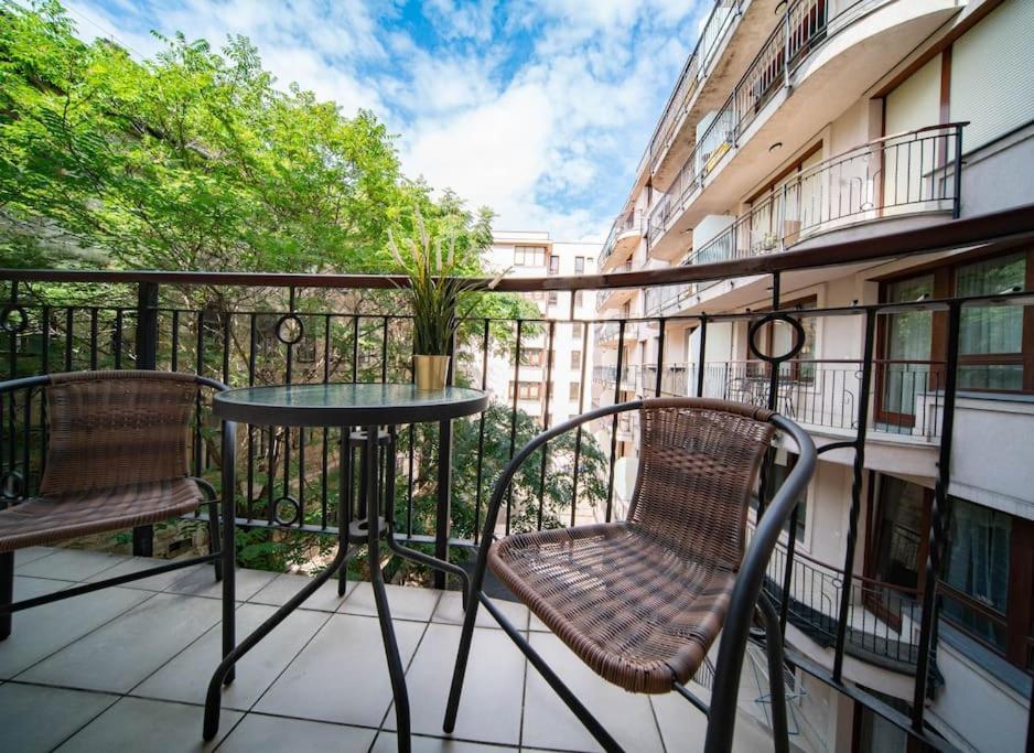 Free Parking! Soho Budapest 304, 4 Ppl, Ac, Fast Wifi, Smart Tv Экстерьер фото